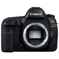 佳能(Canon) EOS 5D4(24F1.4II+配件套装)数码单反相机 三镜头套装 约3040万像素