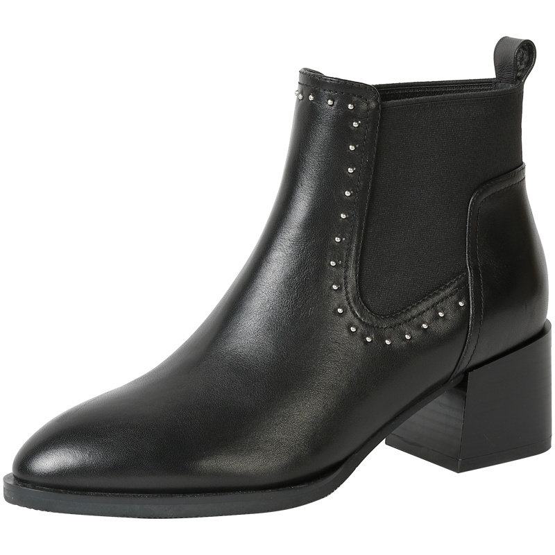 百田森切尔西短靴女粗跟新款网红瘦瘦靴百搭真皮尖头铆钉靴子