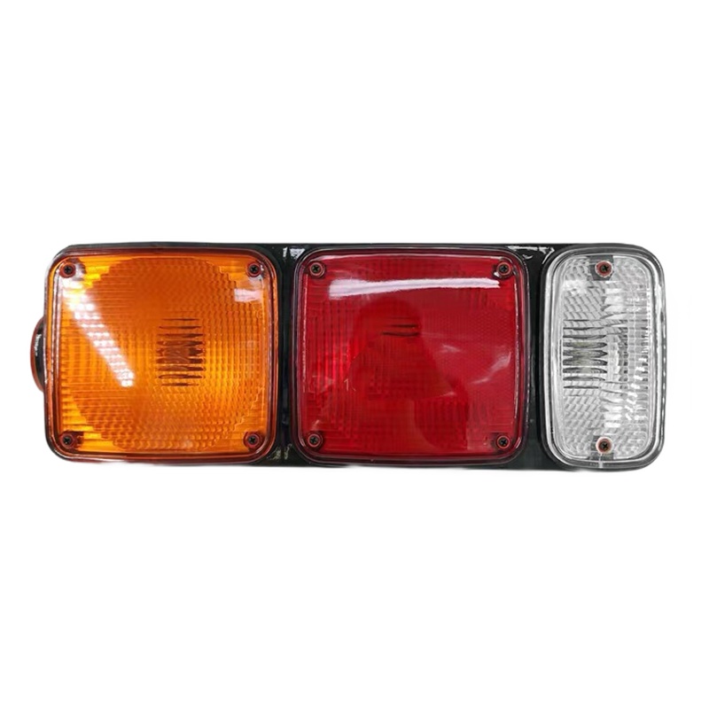 解放平头柴巨能王 CA1121 CA1122J后尾灯 组合灯总成