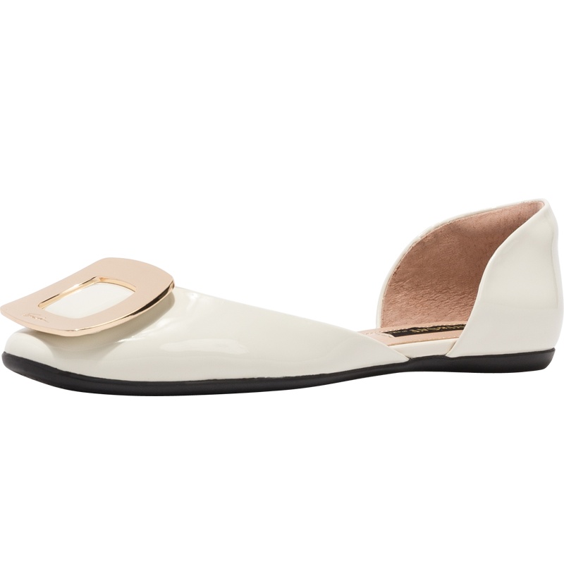 St&Sat/星期六 春季新款舒适低跟女鞋金属装饰单鞋SS01114029