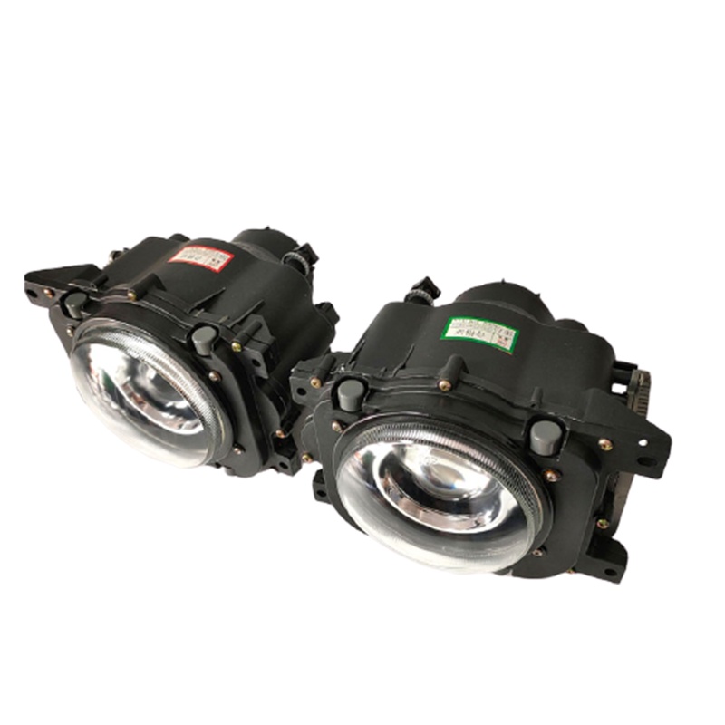 东风猛士CSK181前照灯 东风猛士CSK181前大灯