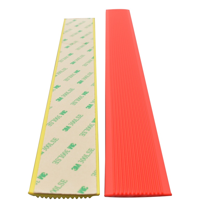 海斯迪克 HK0006 PVC软胶防滑海斯条 楼梯踏步止滑条 台阶彩色防滑条 逃生通道楼梯防滑条 红色(4cm*25m)