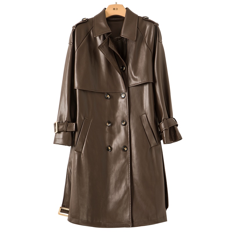 晚白2020冬季新品简约纯色娃娃领长袖修身中长款风衣皮衣大衣外套女