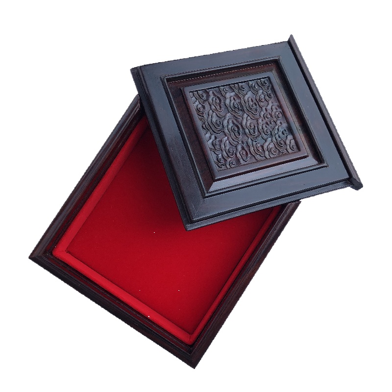 学名卢氏黑黄檀 俗称大叶紫檀 首饰盒礼品盒