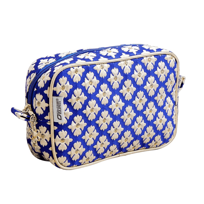 欧润哲(ORANGE) 手抓包小香风雏菊方形款拉链收纳布袋手提化装包收纳包301091 301090