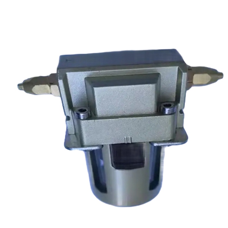 滤佳特 (LUJIATE) 东风EQ2050猛士 油水分离器