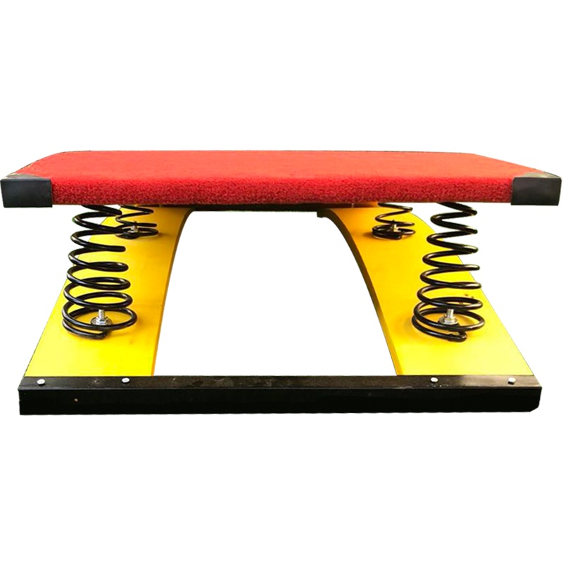 幼儿园助跳板儿童户外跳远运动