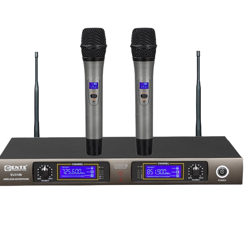 [苏宁自营]英菲克 UR-822 无线手持话筒(套)