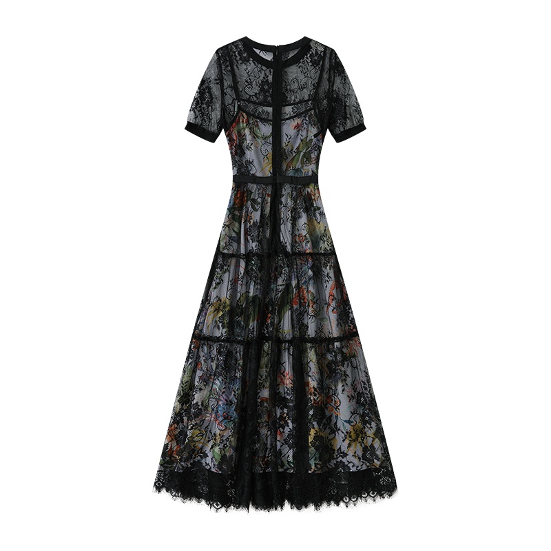 马克华菲女装春夏新款高腰A字裙摆蕾丝印花气质连衣裙