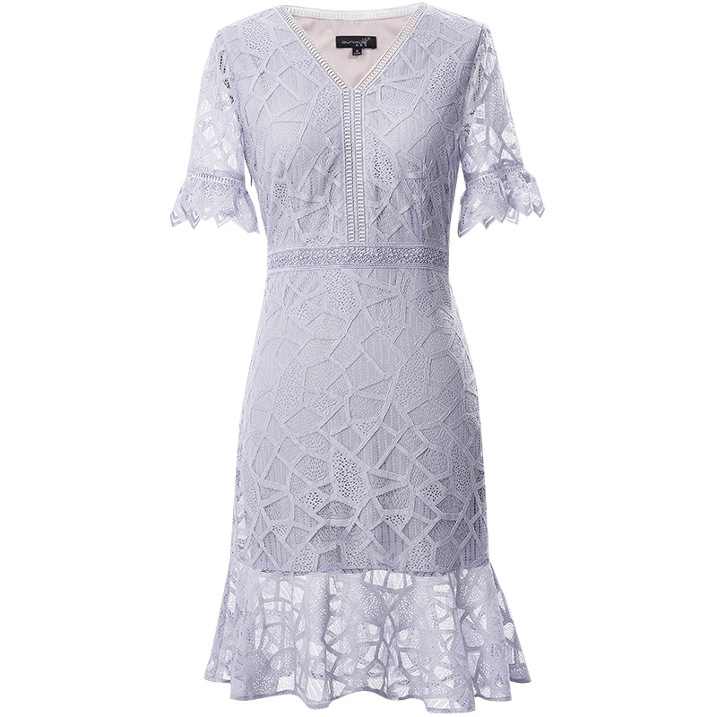 欧昵雪夏季法式V领喇叭袖蕾丝连衣裙女修身包臀鱼尾裙