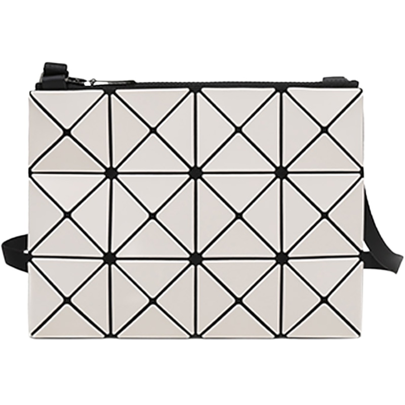 三宅一生 BAO BAO ISSEY MIYAKE 奢侈品女士PVC单肩斜挎包 BB08 AG607