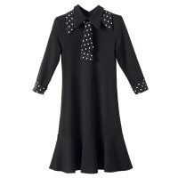 晚白2021春季新品时尚简约百搭波点减龄鱼尾裙通勤休闲连衣裙女