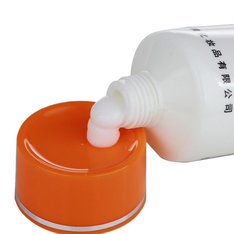 ZHMD片仔癀皇后牌片仔癀润手霜60克