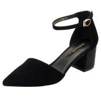 St&Sat/星期六尖头一字式扣带中空粗高跟单鞋SS81114642