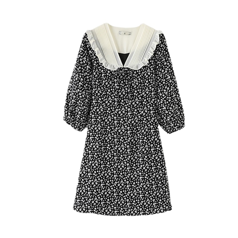 拉夏贝尔Laetia2021春季新款小雏菊连衣裙气质显廋v领女百搭裙子