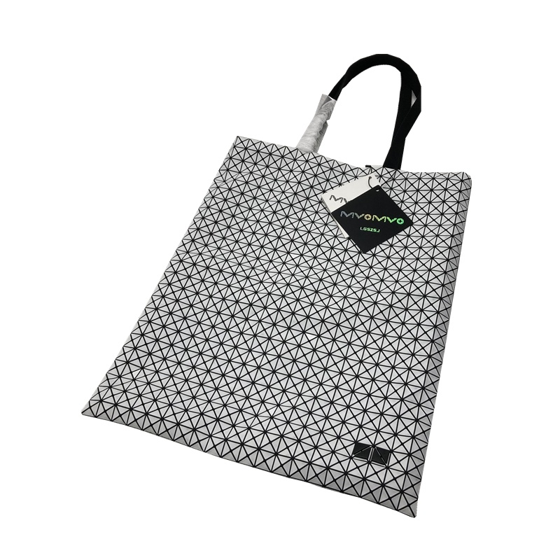 菱格三宅世家(MVO MVO LGSZSJ)菱格几何小格男女通用休闲单肩手提包硅胶购物袋