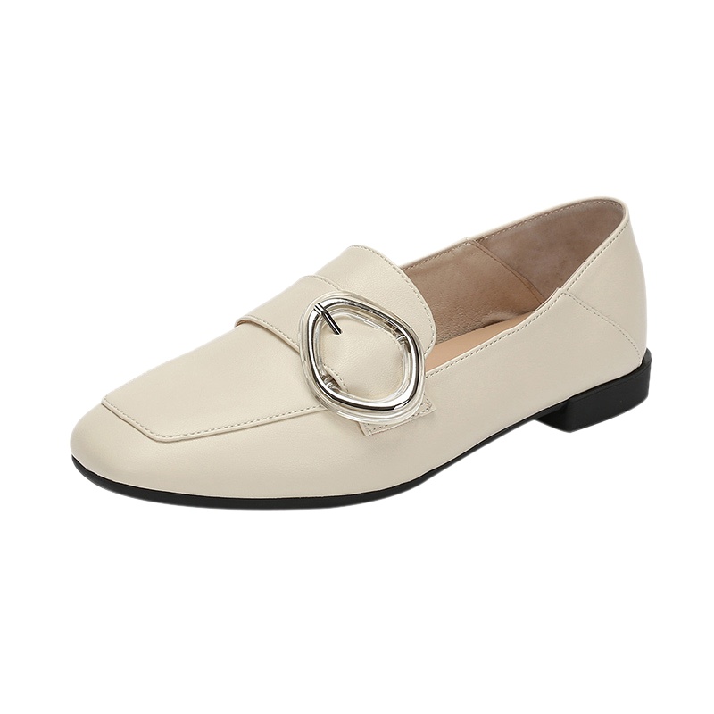 Daphne/达芙妮2020春新品乐福鞋女透明饰扣漆皮后踩跟休闲平底鞋