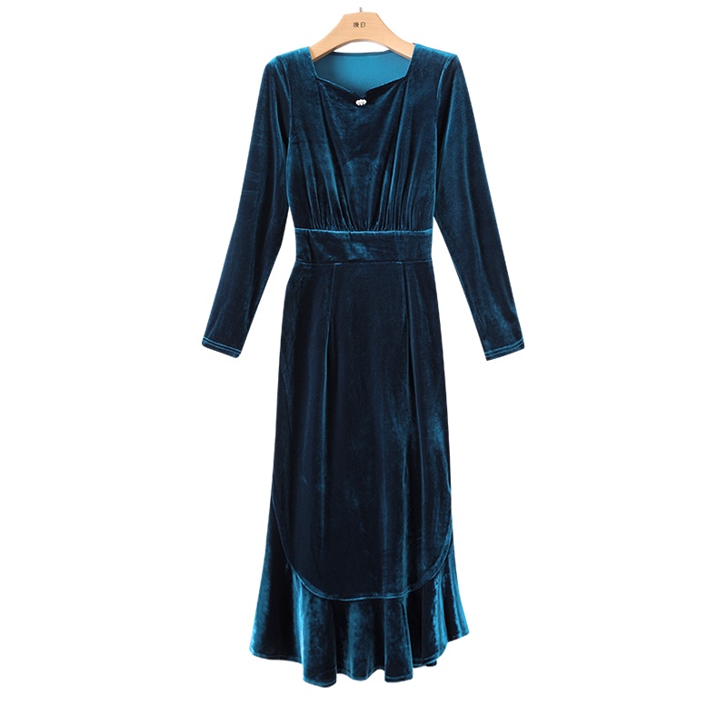 晚白2021春季新品简约纯色V领长袖修身显瘦包臀丝绒裙连衣裙女