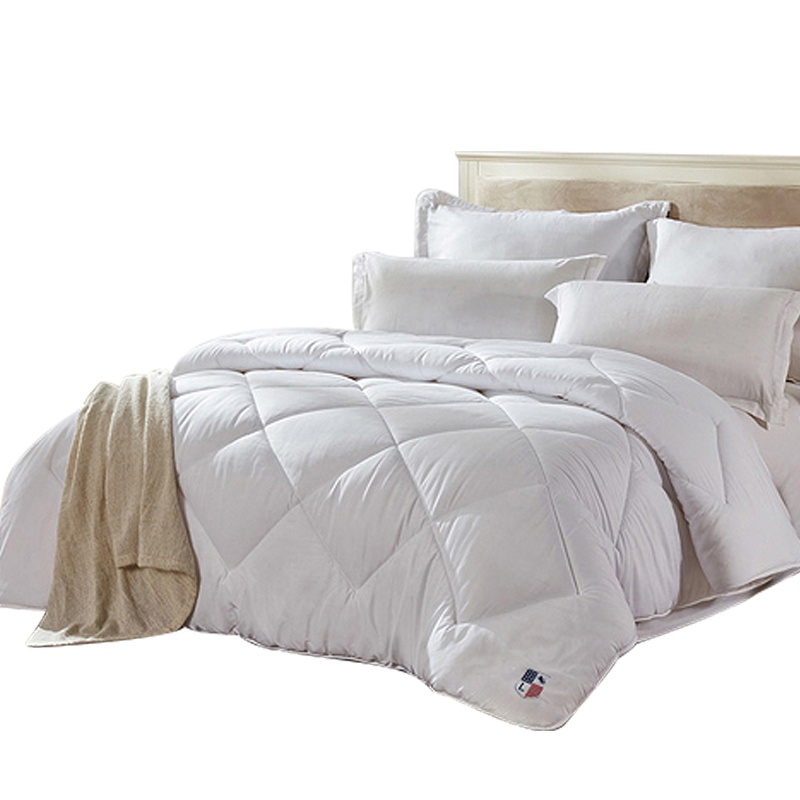 LOVO沁霜冬被 200*230