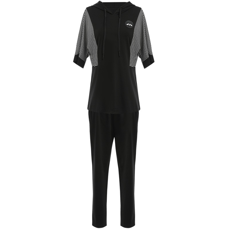 欧昵雪夏季连帽拼接条纹短袖T恤女显瘦八分裤两件套装