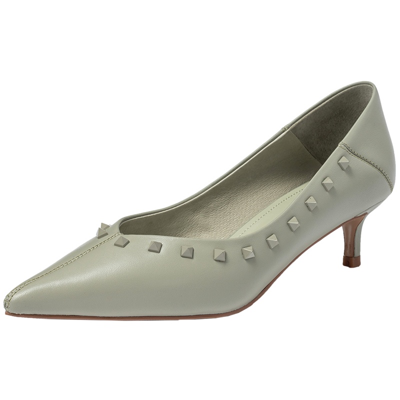 百田森秋季新款高跟鞋女细跟尖头猫跟单鞋时尚铆钉中跟羊皮