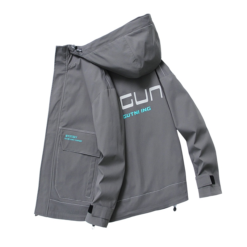 卡帝乐鳄鱼(CARTELO)男士秋季休闲大口袋韩版潮流上衣连帽运动装