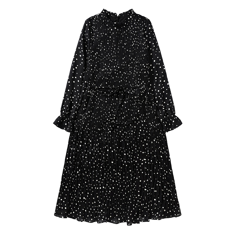 马克华菲女装2020春新款连衣裙波点大裙摆修身连衣裙度假风海边