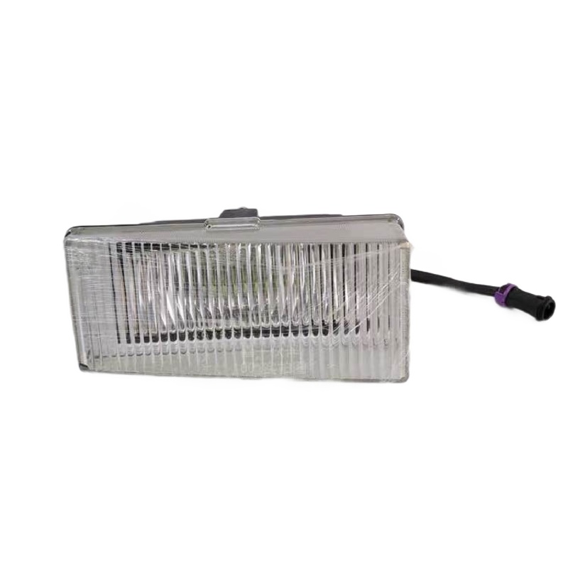 解放平头柴 前雾灯CA1121J CA1122J