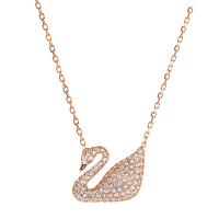 施华洛世奇(SWAROVSKI)经典玫瑰金色天鹅水晶项链女士人造水晶送恋人5121597