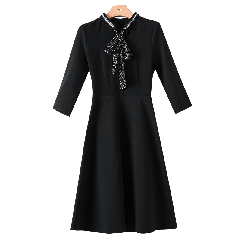 晚白2020冬季新品时尚减龄学院风修身显瘦百搭A字裙通勤连衣裙女