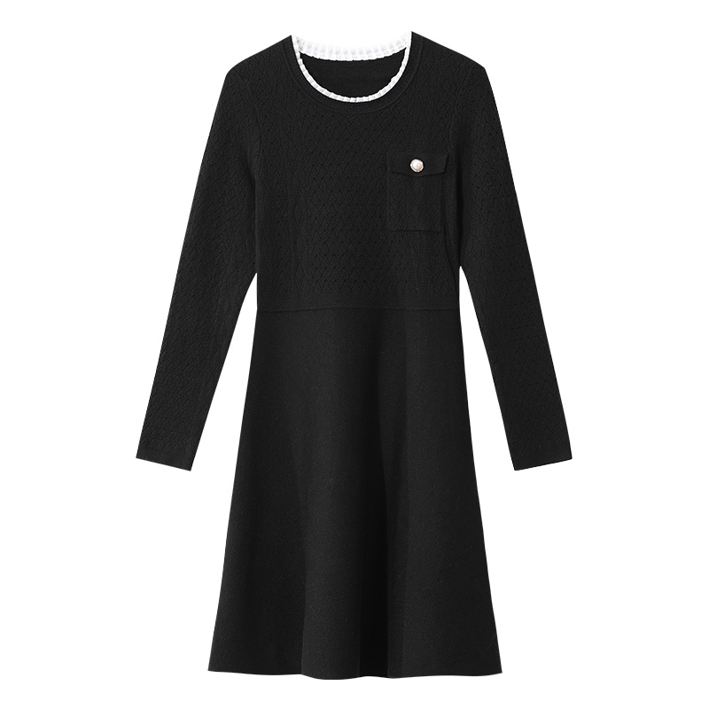 OSA赫本风小黑裙针织连衣裙女秋冬季2021年新款打底毛衣裙子显瘦