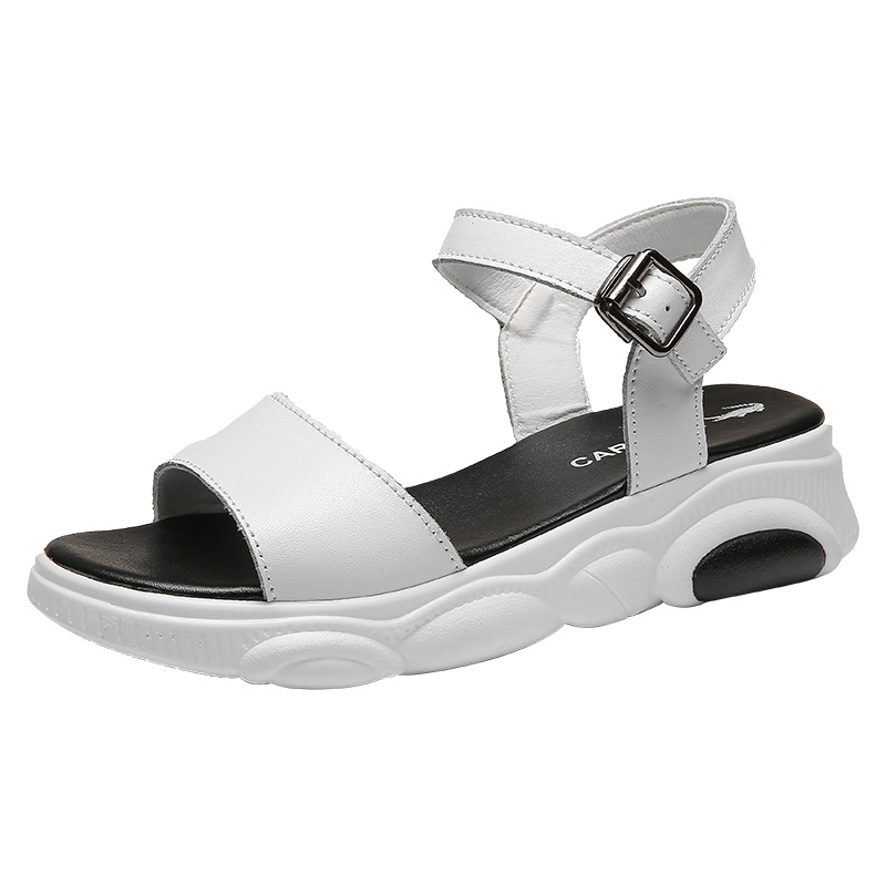 卡帝乐鳄鱼(CARTELO)19夏季女鞋厚底松糕透气休闲小熊底女士凉鞋