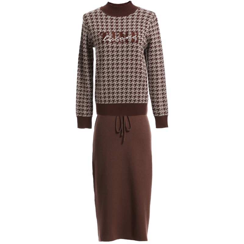 欧昵雪秋冬半高领字母绣花针织衫女系带直筒半身裙两件套