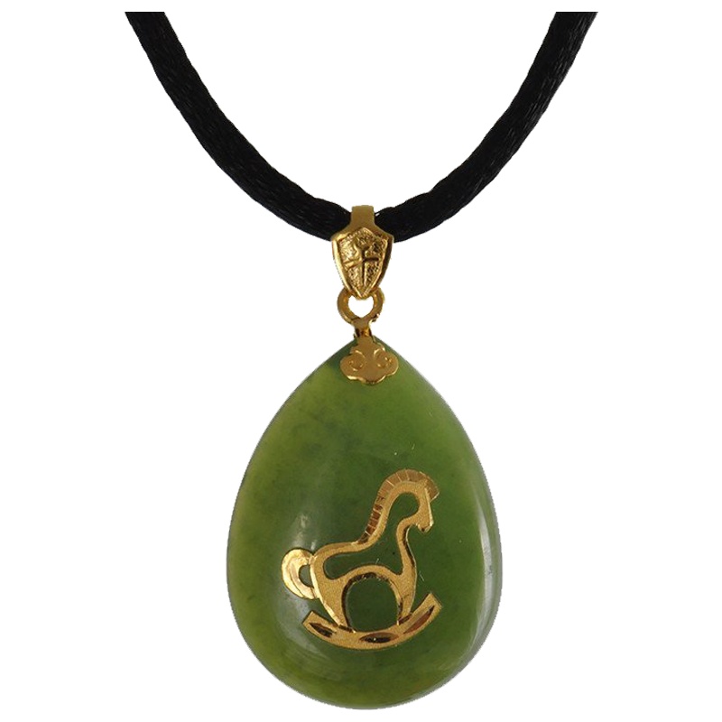 梦克拉 Mkela 足金镶嵌和田玉吊坠 快乐木马 玉石吊坠 其他国内证书