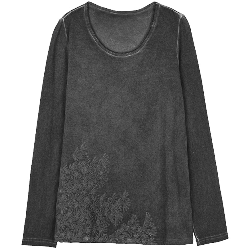 sdeer圣迪奥女装秋装质朴立体绣花做旧圆领长袖打底T恤S16180249