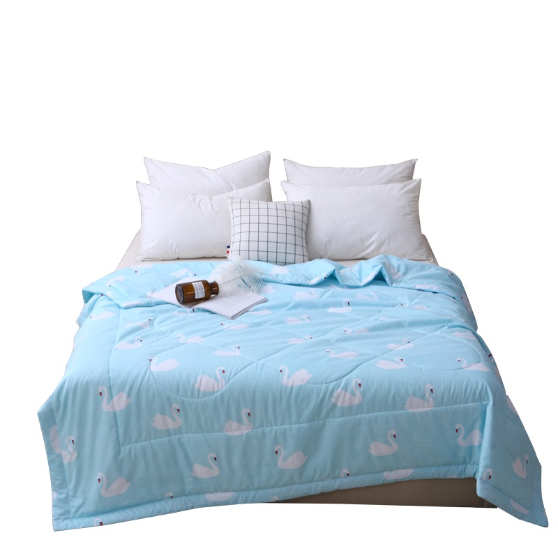 美缘登家纺米兰春天鹅丝被 150*200cm