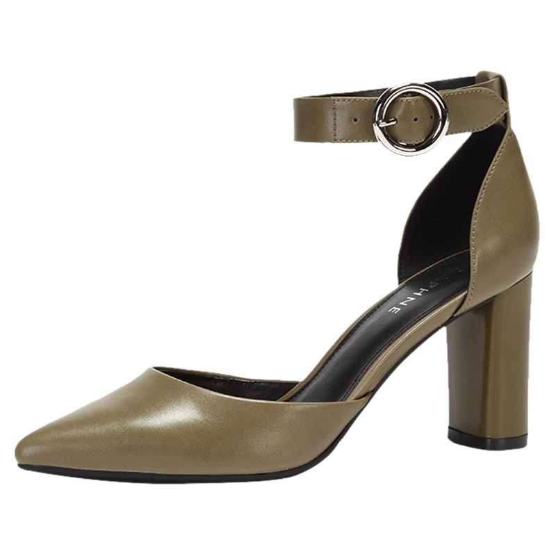 达芙妮新款皮带扣单鞋