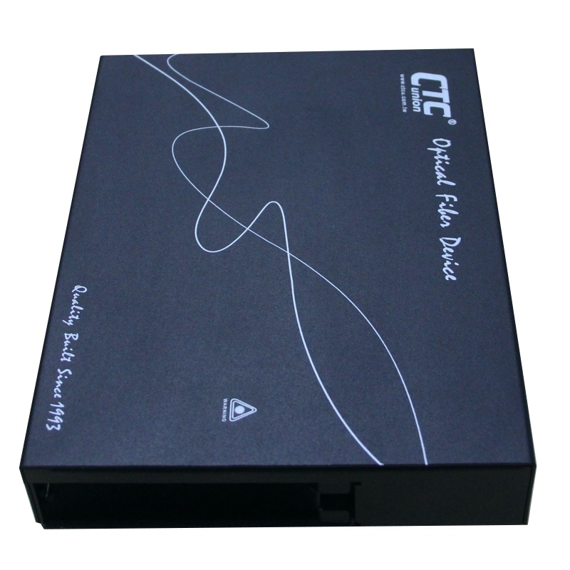 CTC FRM220-E1B-FC020-AC光纤转E1 光纤转BNC 设备 Q9对Q9 1.5米(1台设备2根)