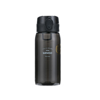 名创优品 (miniso) 弹盖Tritan随身水杯简约运动直饮水杯学生喝水杯茶具(黑色)