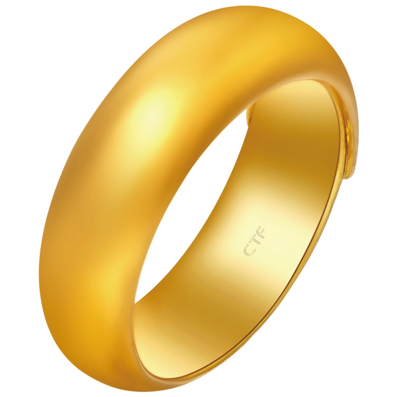 周大福婚嫁男/女款光身足金黄金戒指计价(工费198元)F30886