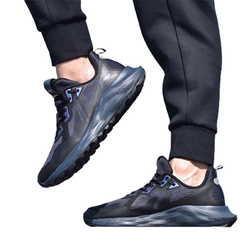 李宁(LI-NING)防护云跑鞋2020秋冬 云五代男中帮减震回弹运动鞋