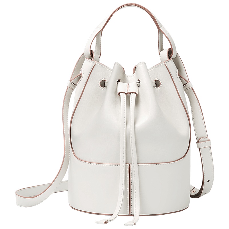 高尔夫GOLF时尚水桶包耐磨牛皮时尚女士斜挎包撞色油边花朵抽绳大容量单肩包