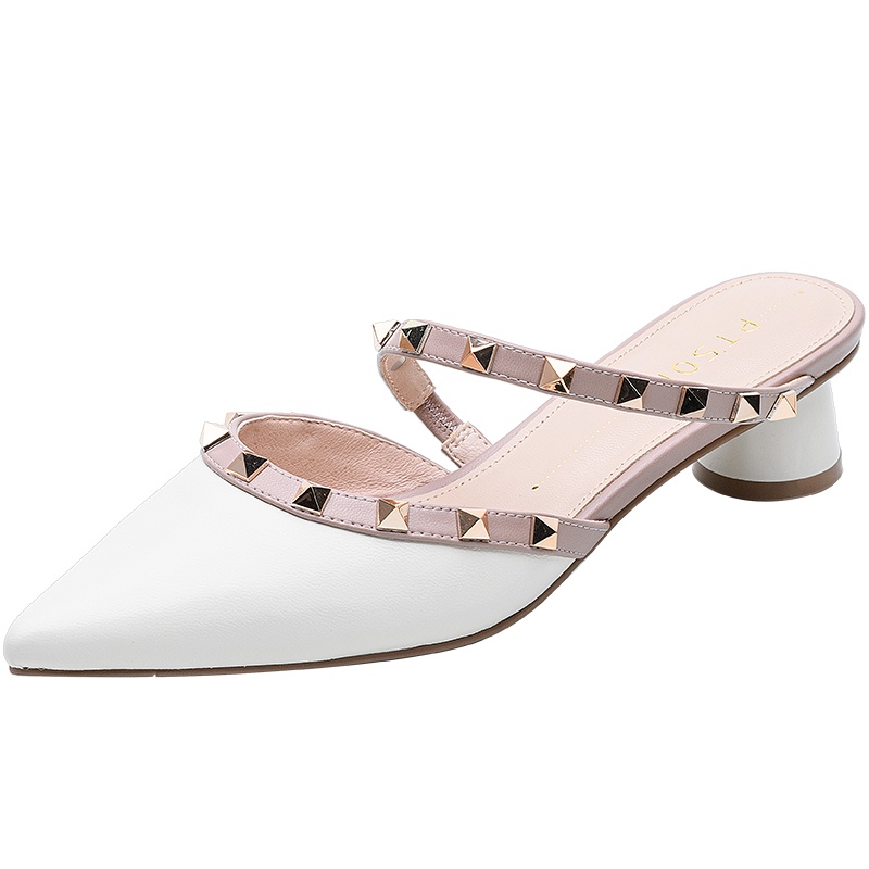 百田森2021商场同款真皮尖头穆勒鞋女铆钉撞色一字带凉拖鞋女中跟