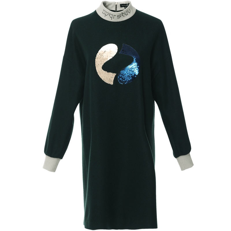 欧昵雪冬季亮片绣花字母半高领宽松直筒毛呢卫衣连衣裙女长袖