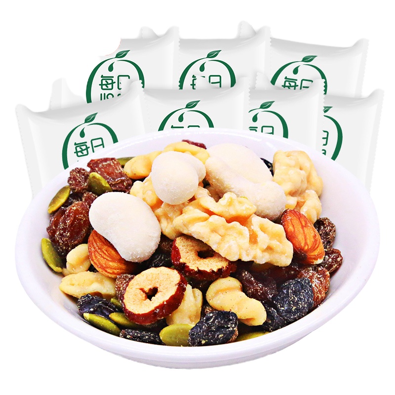 WQZY新农哥陈坚强盒装缤纷每日坚果酸奶腰果每日果仁154g*2盒装