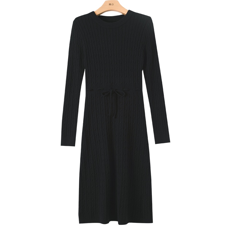 晚白2020秋冬新品修身显瘦纯色圆领长袖打底毛衣裙针织连衣裙女