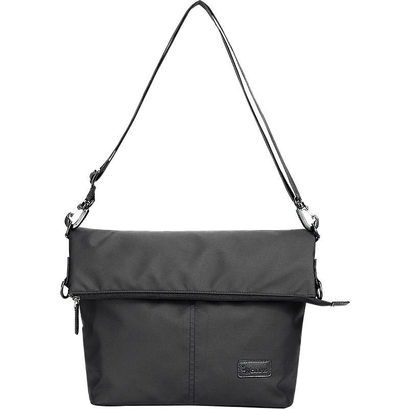 爱华仕男士横款单肩包时尚潮流休闲斜挎包新款商务百搭邮差包男书包